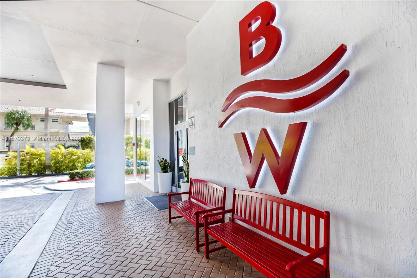 2602 E Hallandale Beach Blvd, #R2109