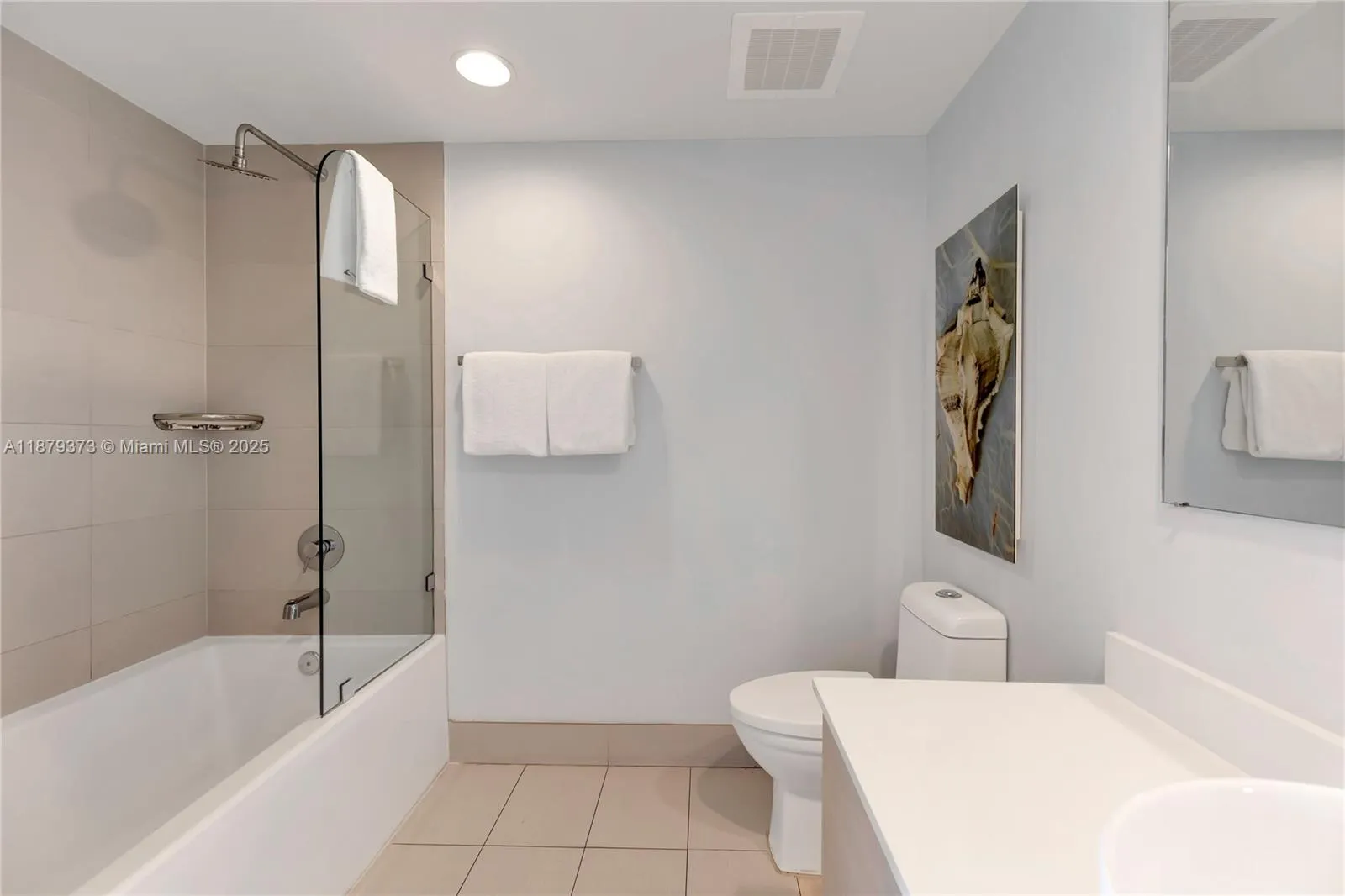 2602 E Hallandale Beach Blvd, #R2109