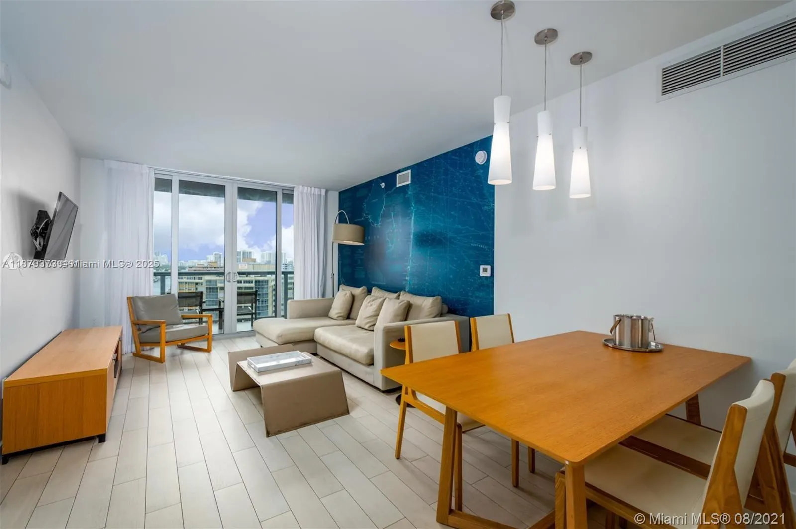 2602 E Hallandale Beach Blvd, #R2109