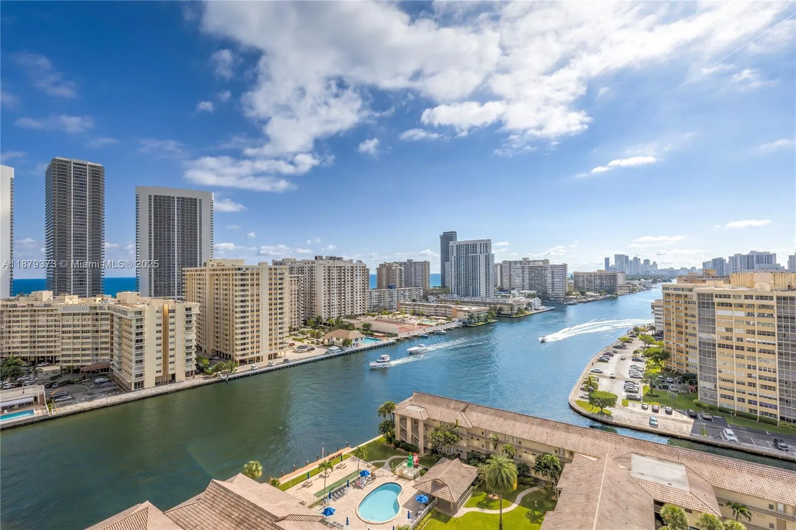 2602 E Hallandale Beach Blvd, #R2109