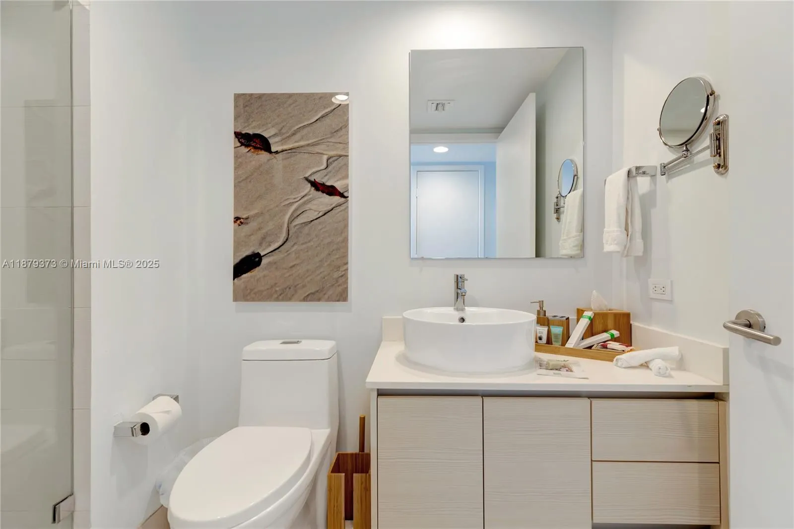 2602 E Hallandale Beach Blvd, #R2109