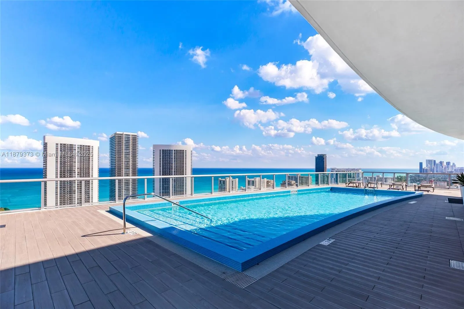 2602 E Hallandale Beach Blvd, #R2109