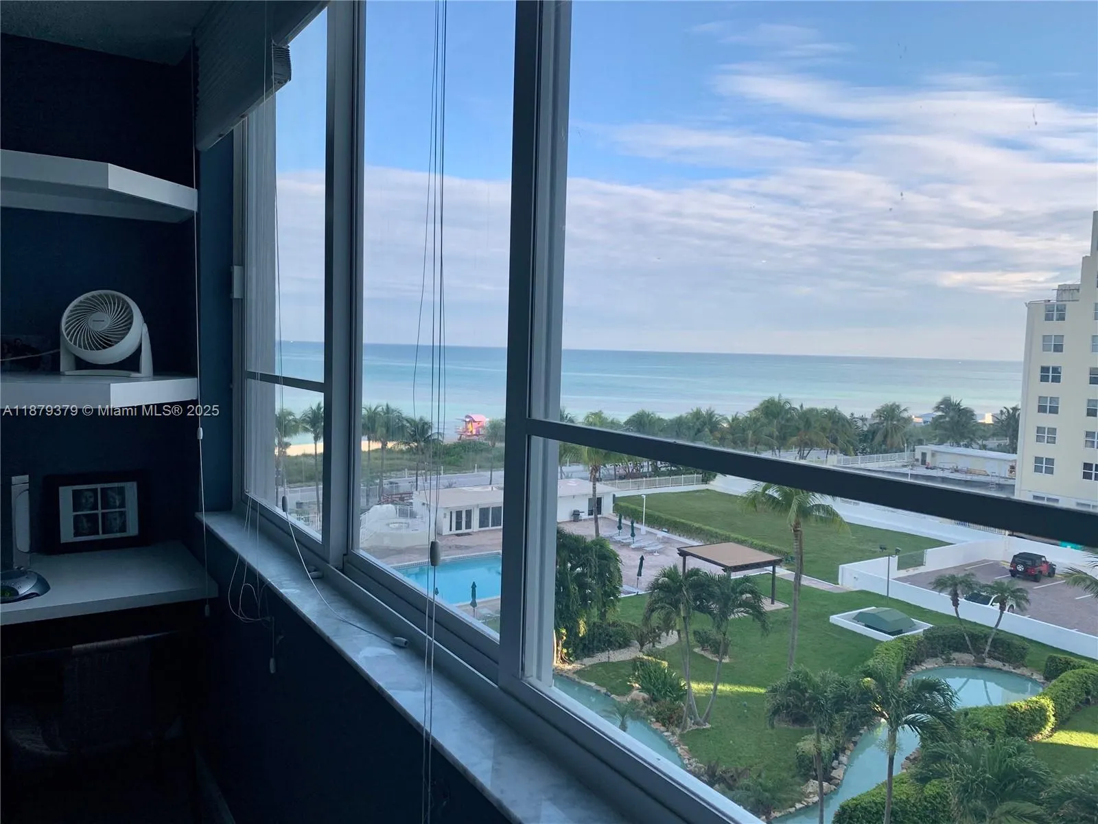 5005 Collins Ave, #616