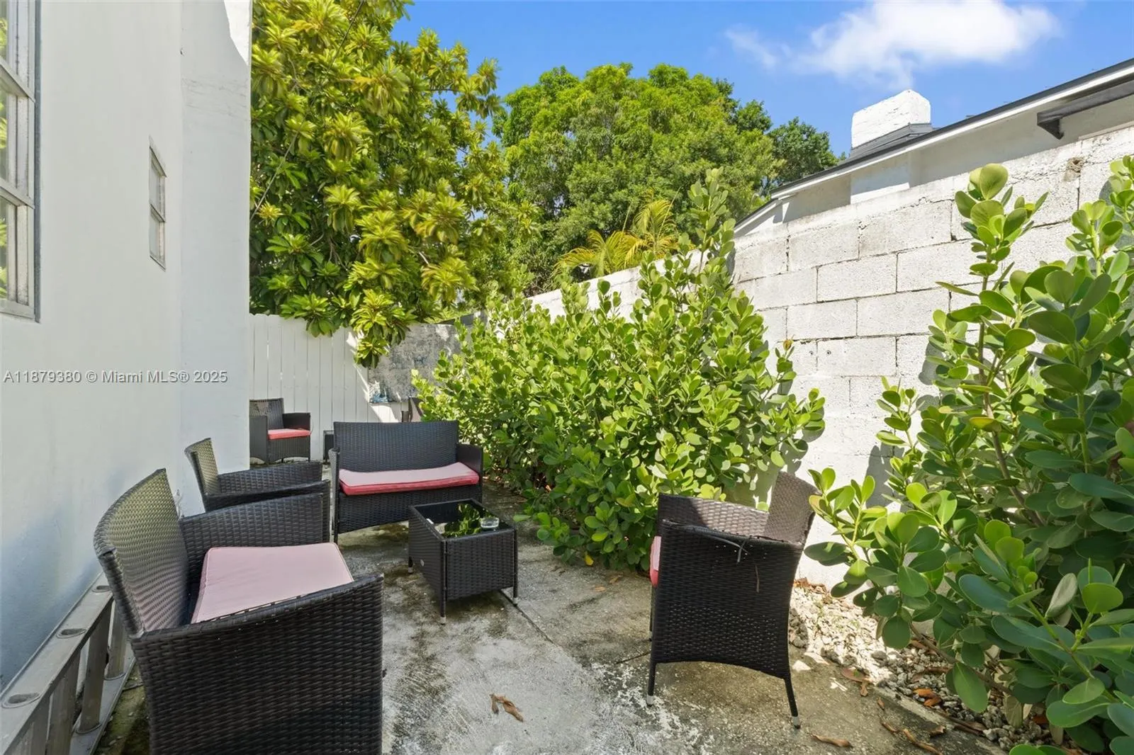 2453 SW 17th St, #2453
