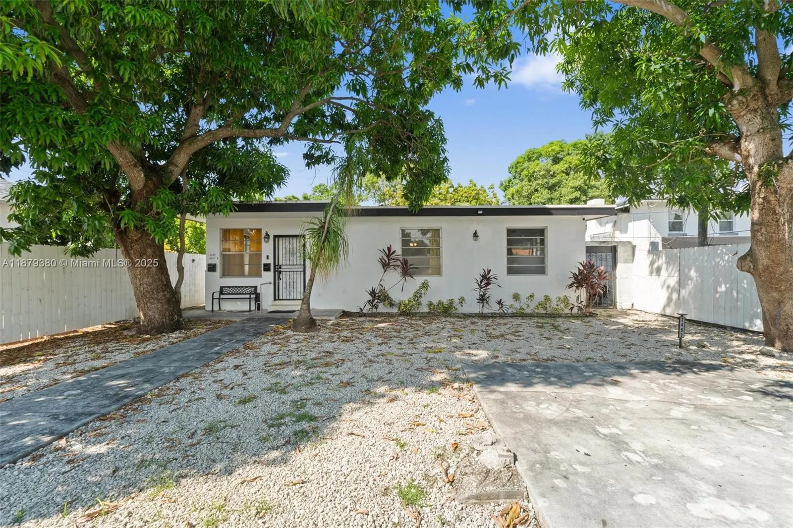 2453 SW 17th St, #2453