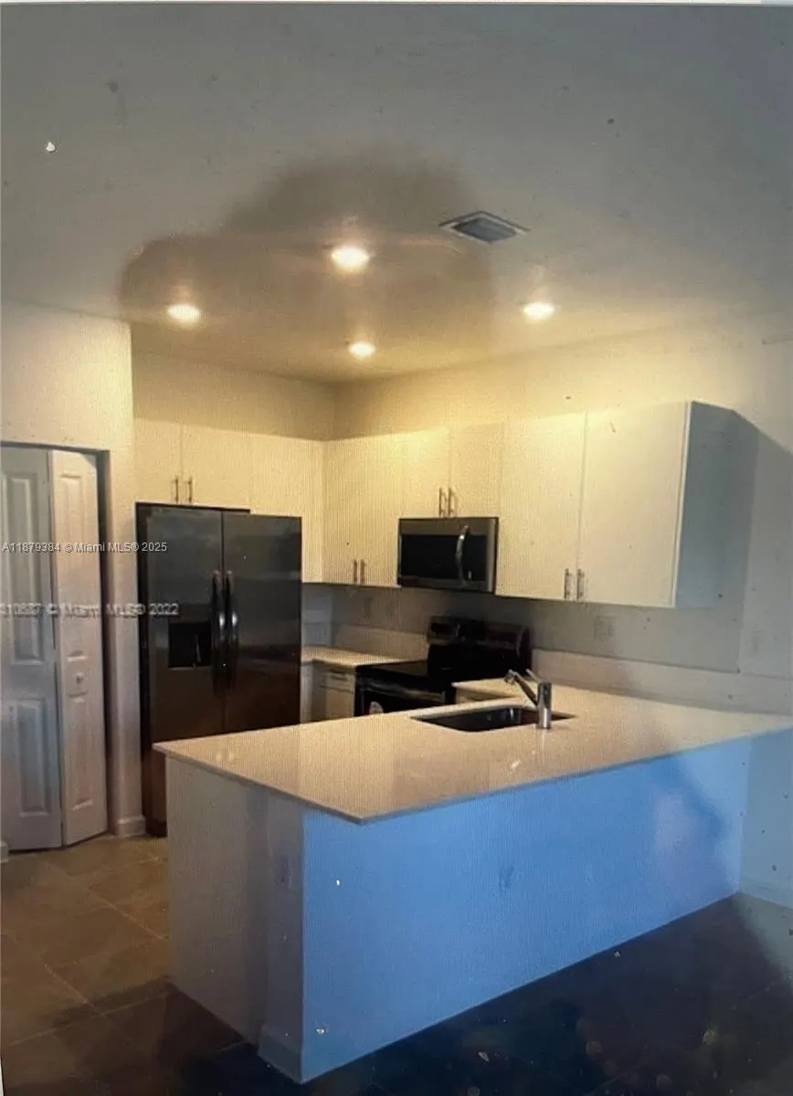 2609 SE 10th St, #2609