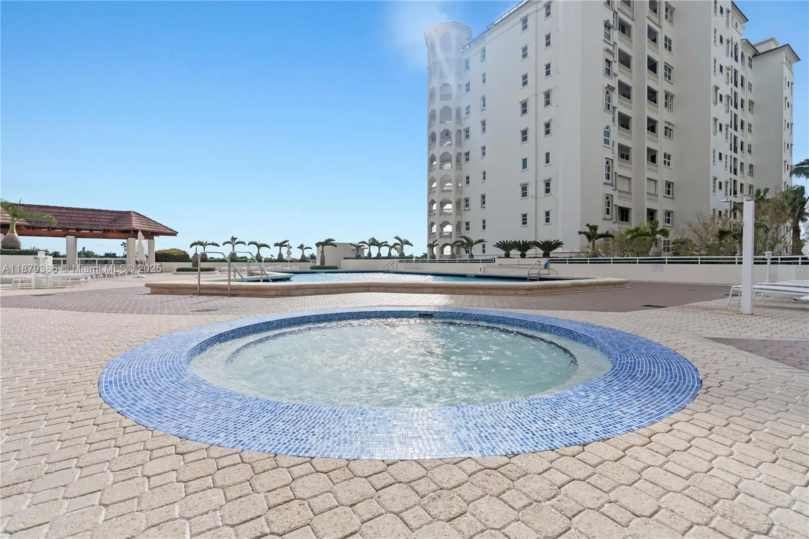 20185 E Country Club Dr, #PH6