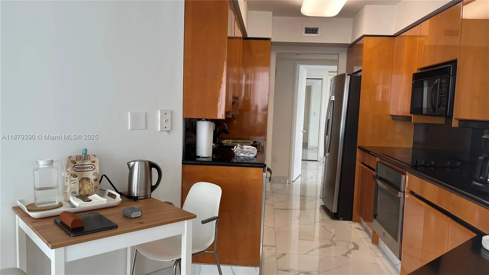 18671 Collins Ave, #804