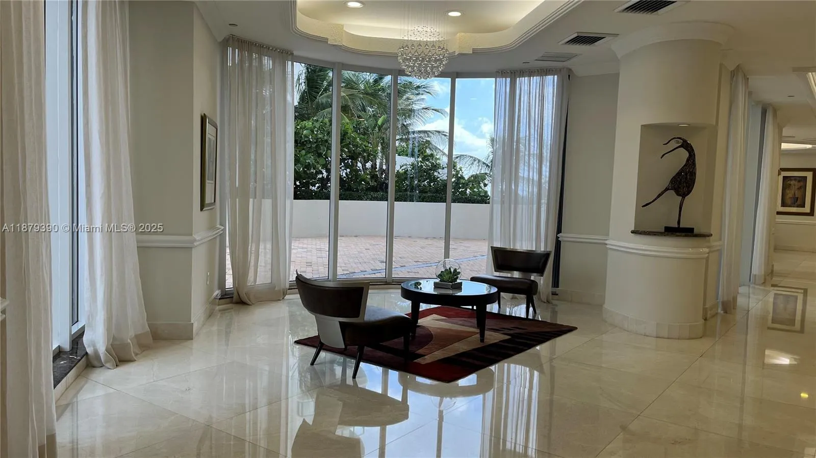 18671 Collins Ave, #804