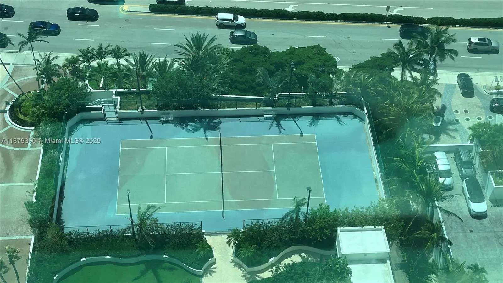 18671 Collins Ave, #804