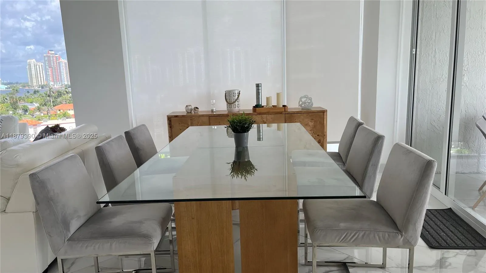 18671 Collins Ave, #804