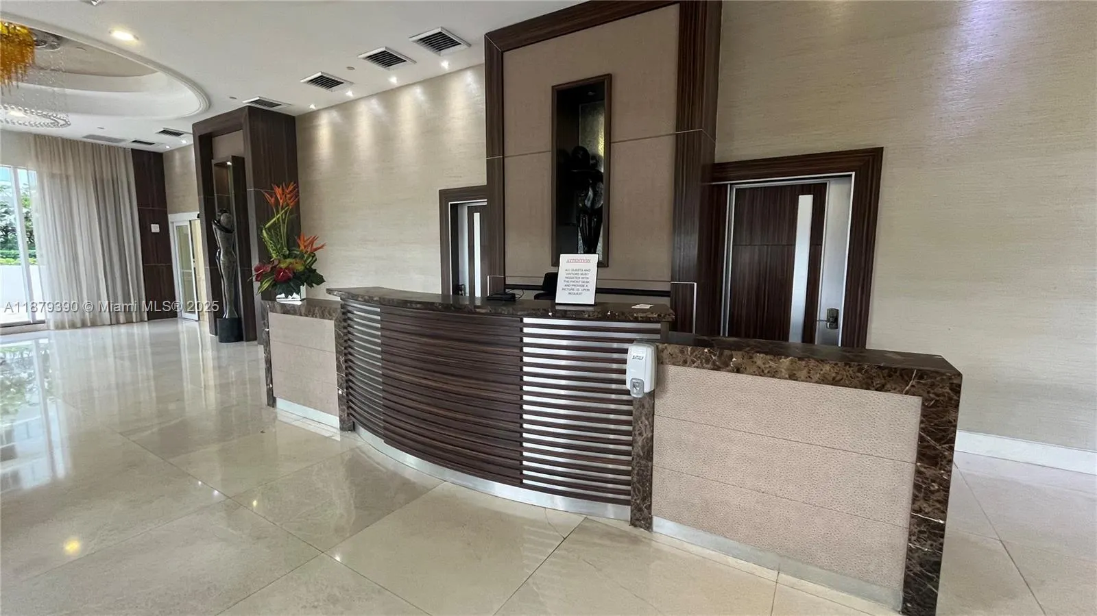 18671 Collins Ave, #804