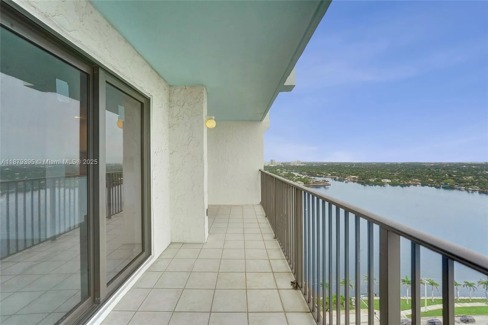 1201 S Ocean Dr, #2509S