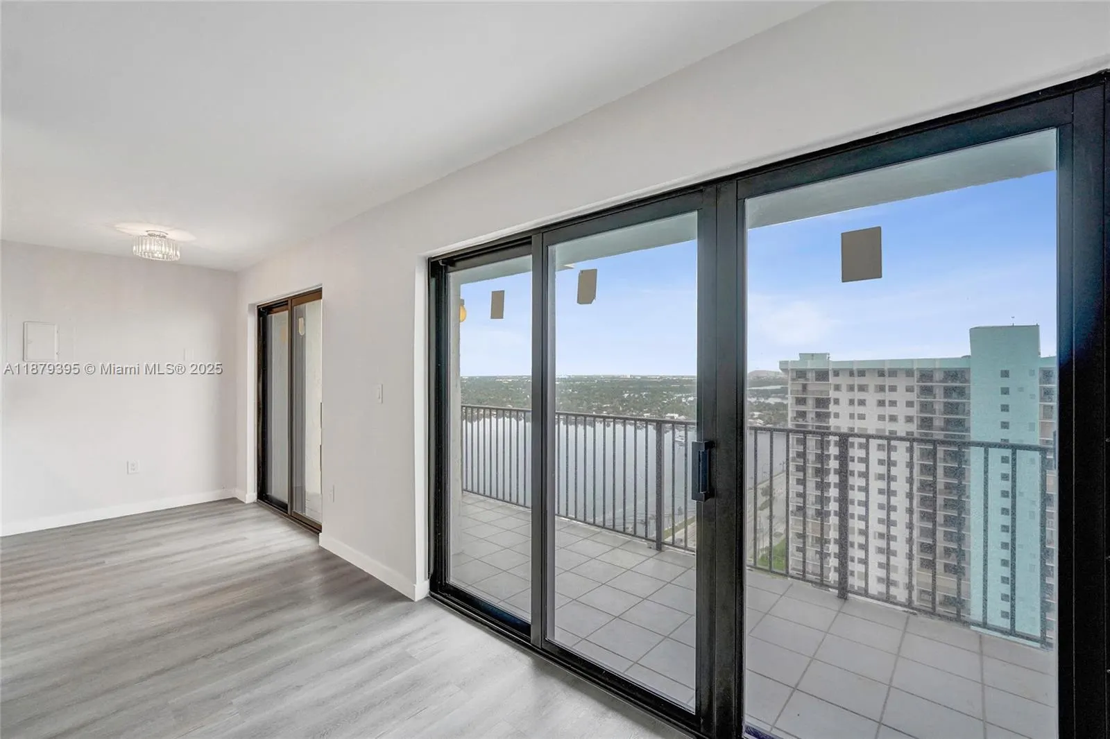 1201 S Ocean Dr, #2509S