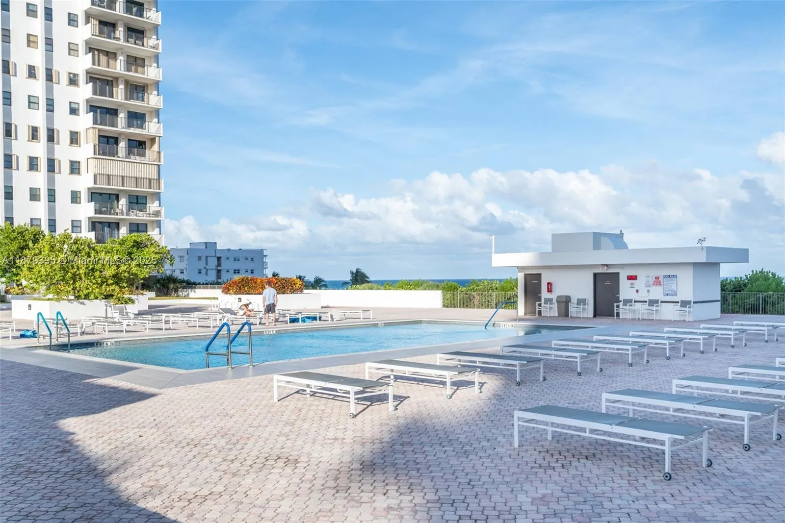 1201 S Ocean Dr, #2509S