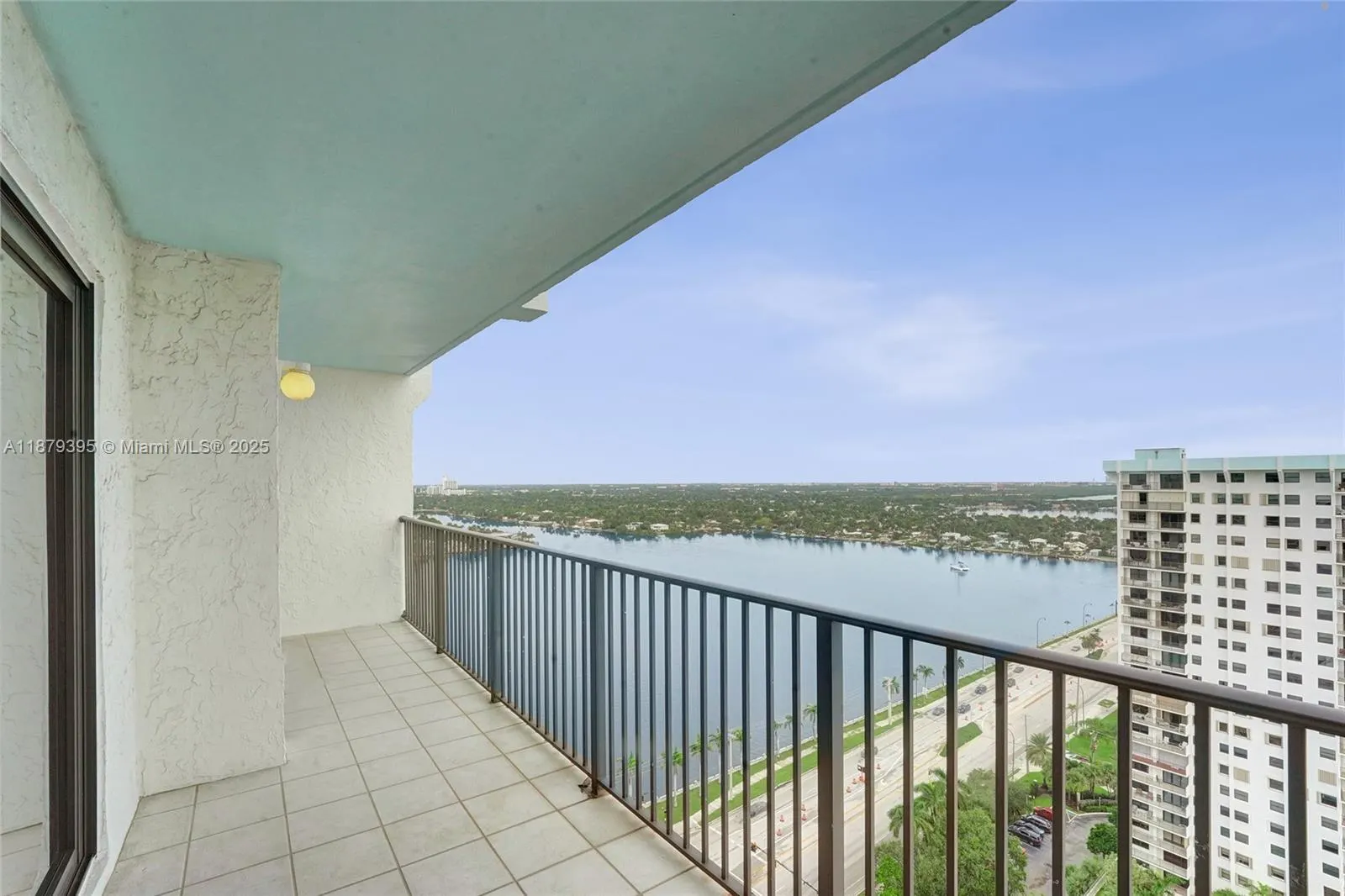 1201 S Ocean Dr, #2509S