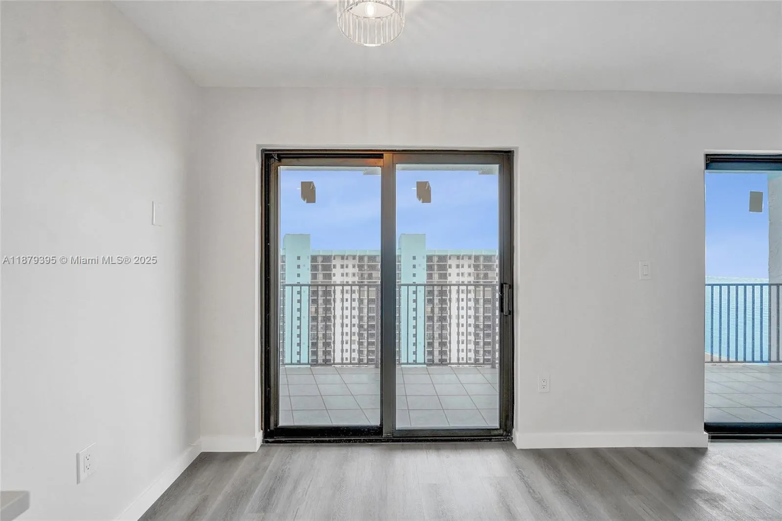 1201 S Ocean Dr, #2509S