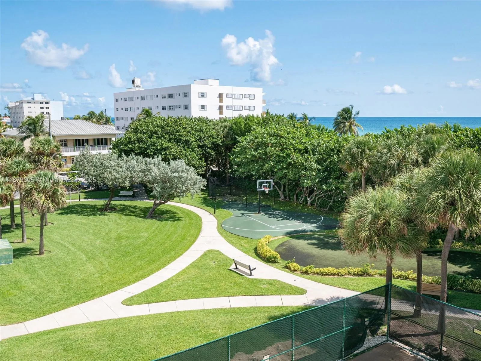 1201 S Ocean Dr, #2509S