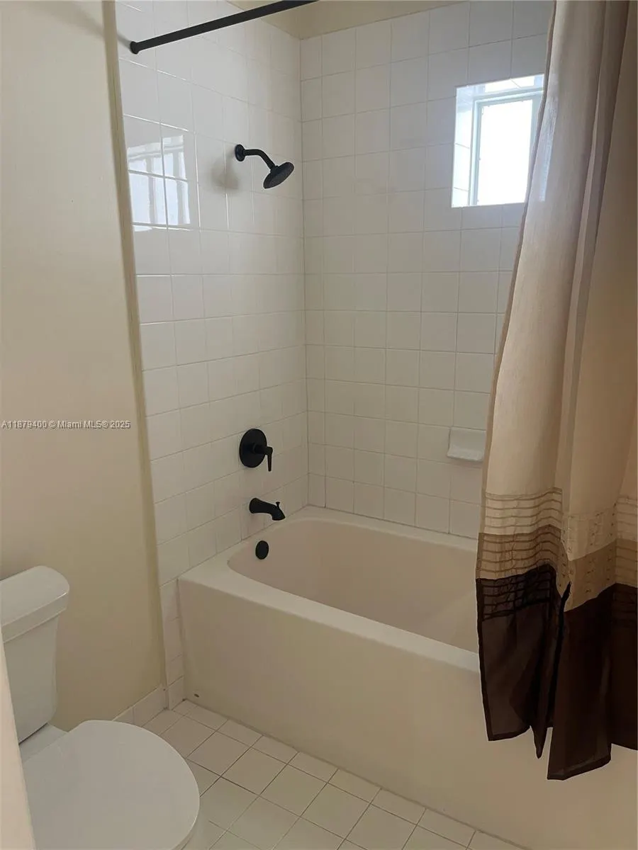 7280 SW 90th St, #708