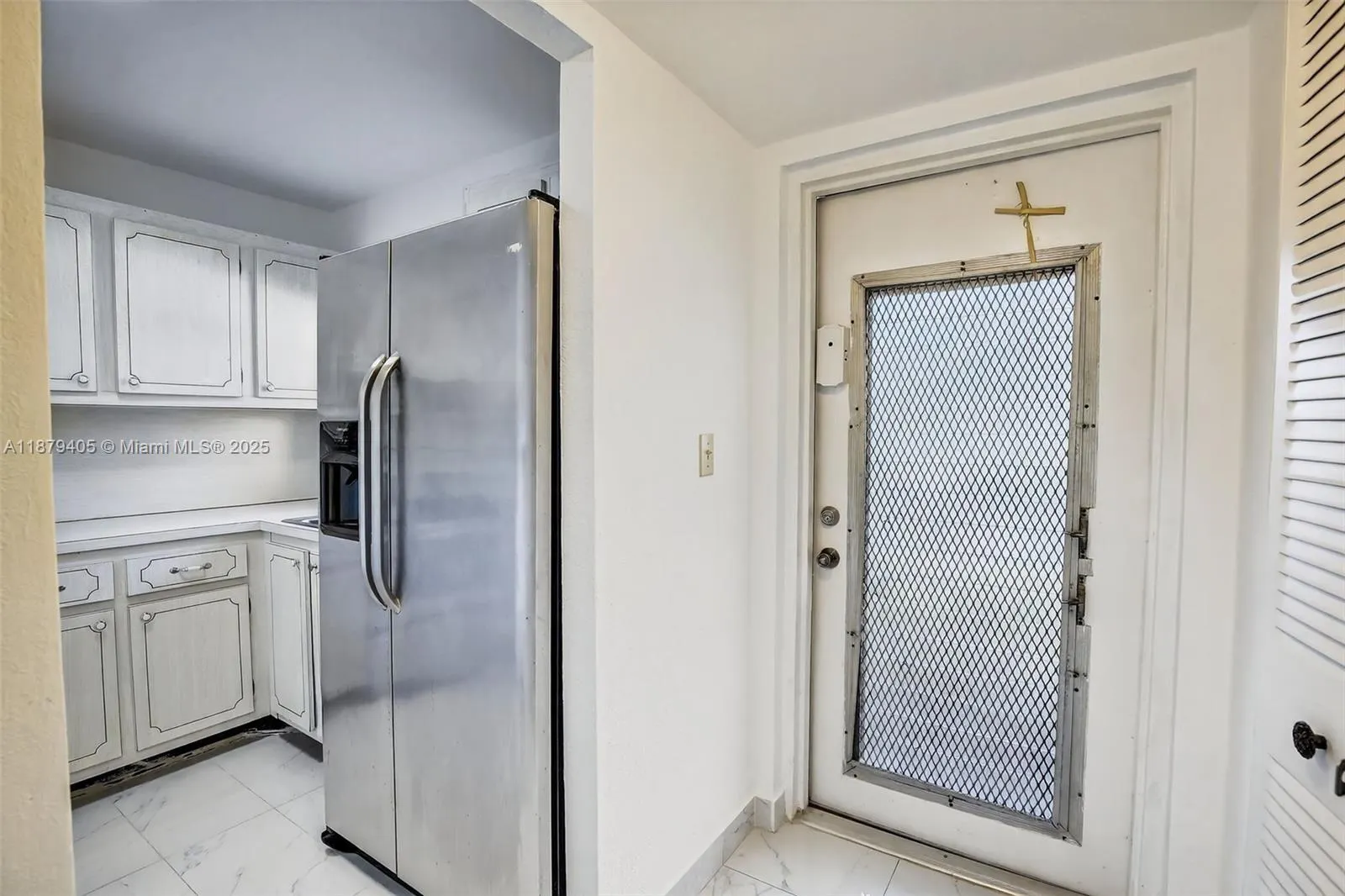 8951 Sunrise Lakes Blvd, #105