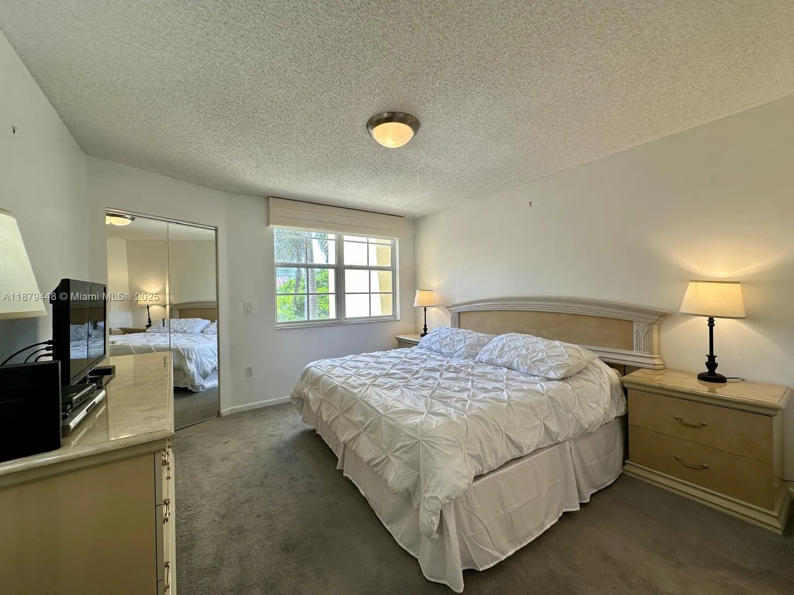 19701 E Country Club Dr, #5405