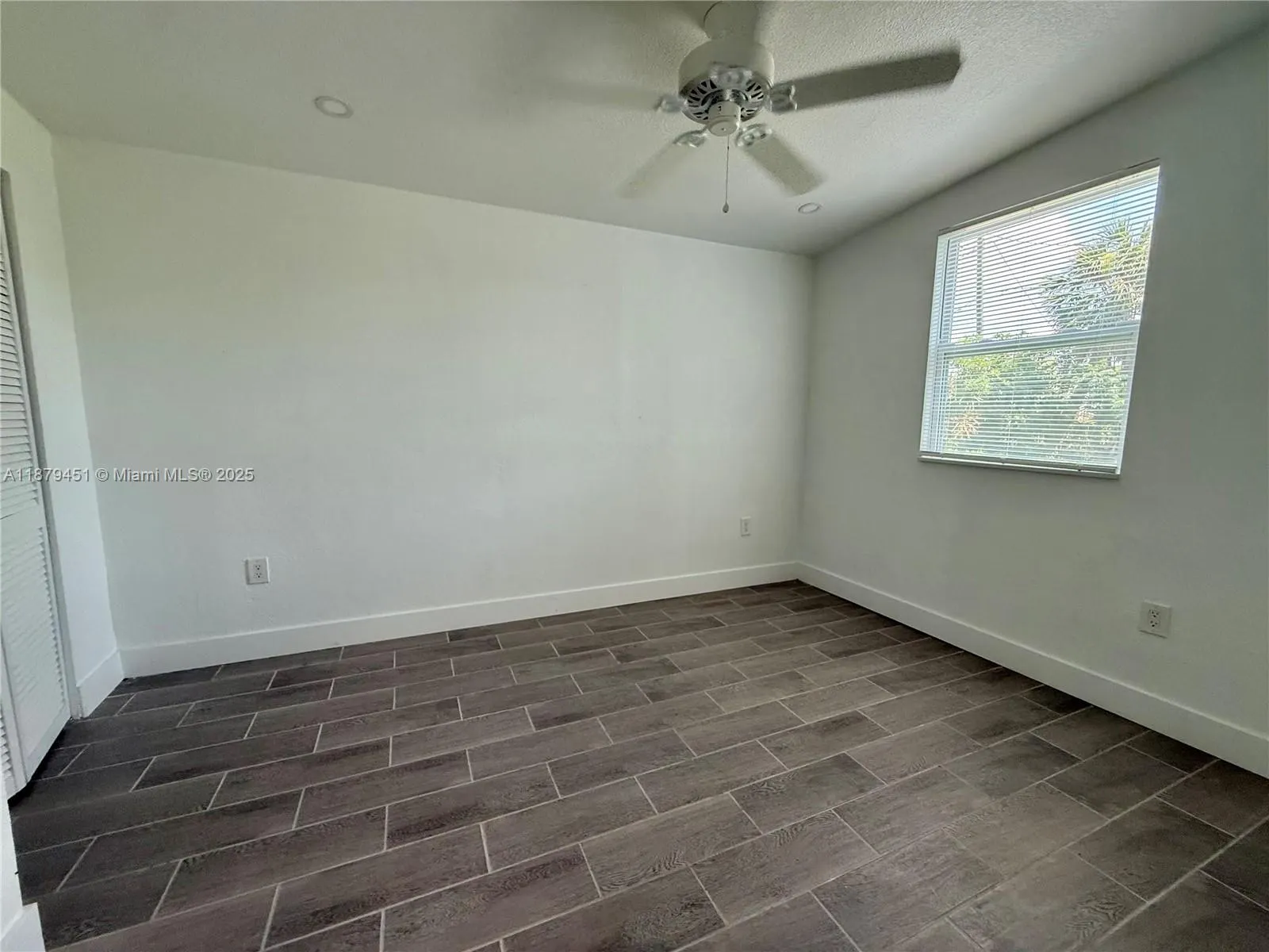 3460 Normandy Dr