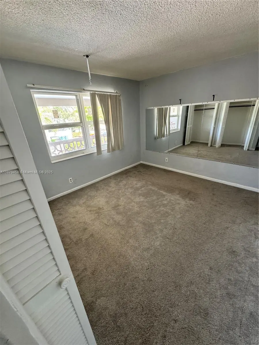 2701 NE 1st St, #203