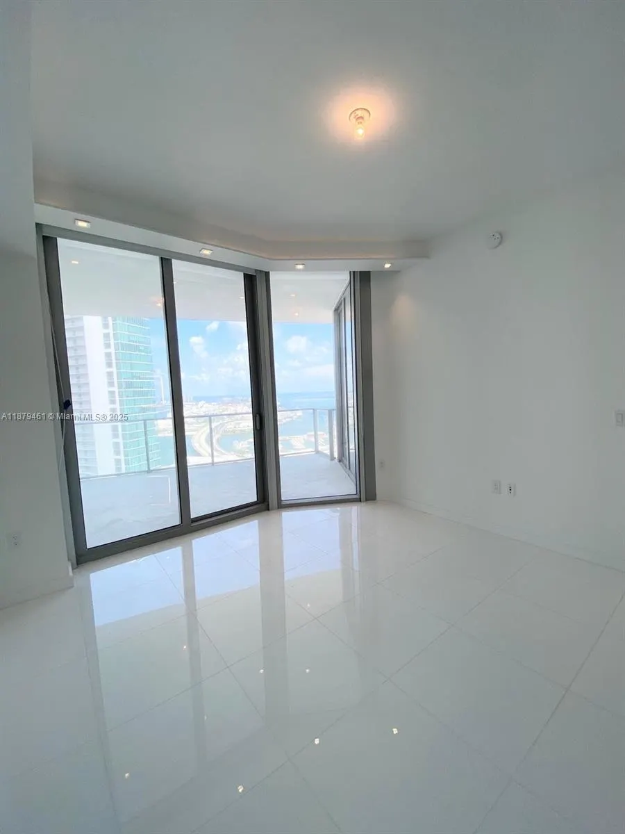 851 NE 1st Ave, #3709