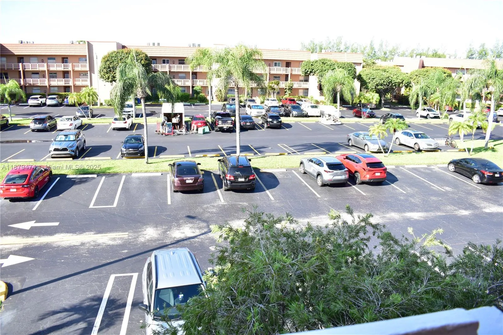 9641 Sunrise Lakes Blvd, #306