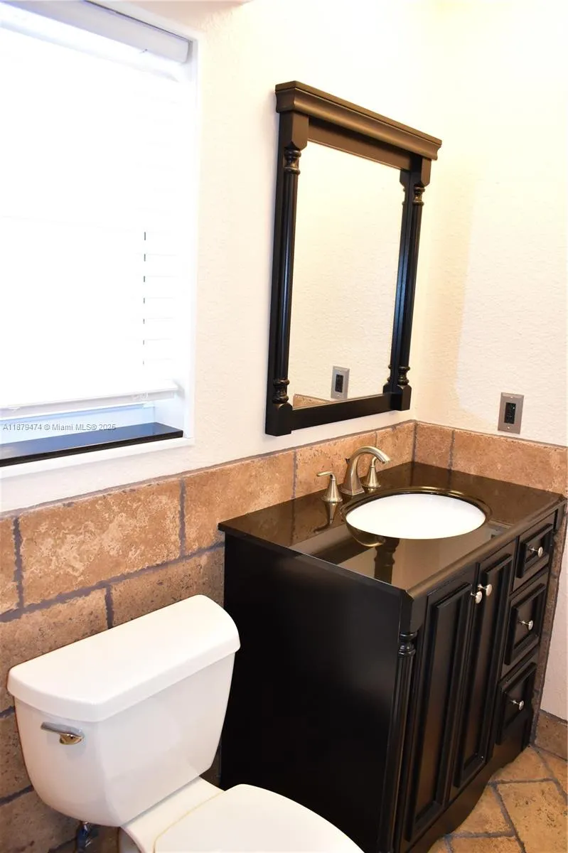 9641 Sunrise Lakes Blvd, #306