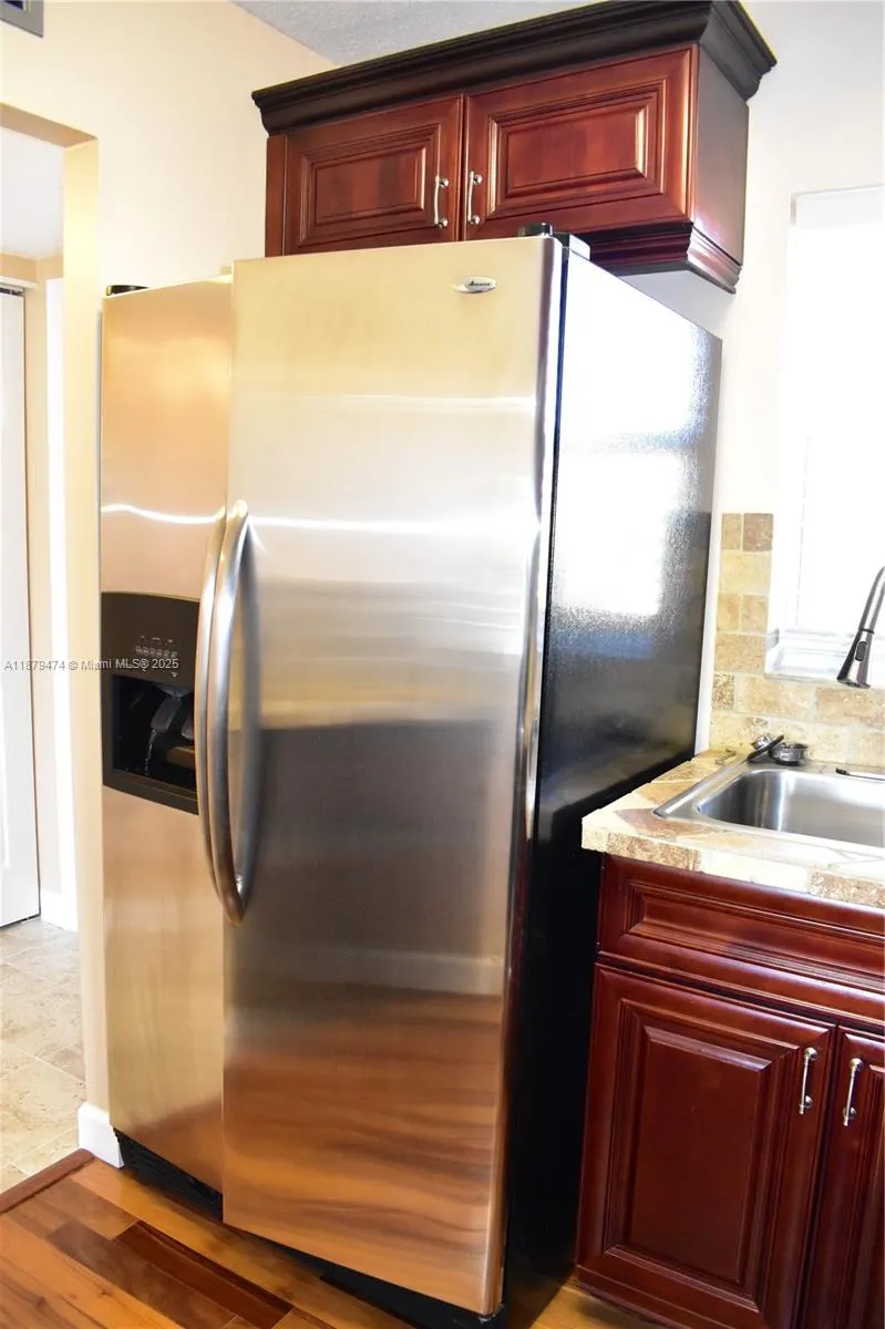 9641 Sunrise Lakes Blvd, #306