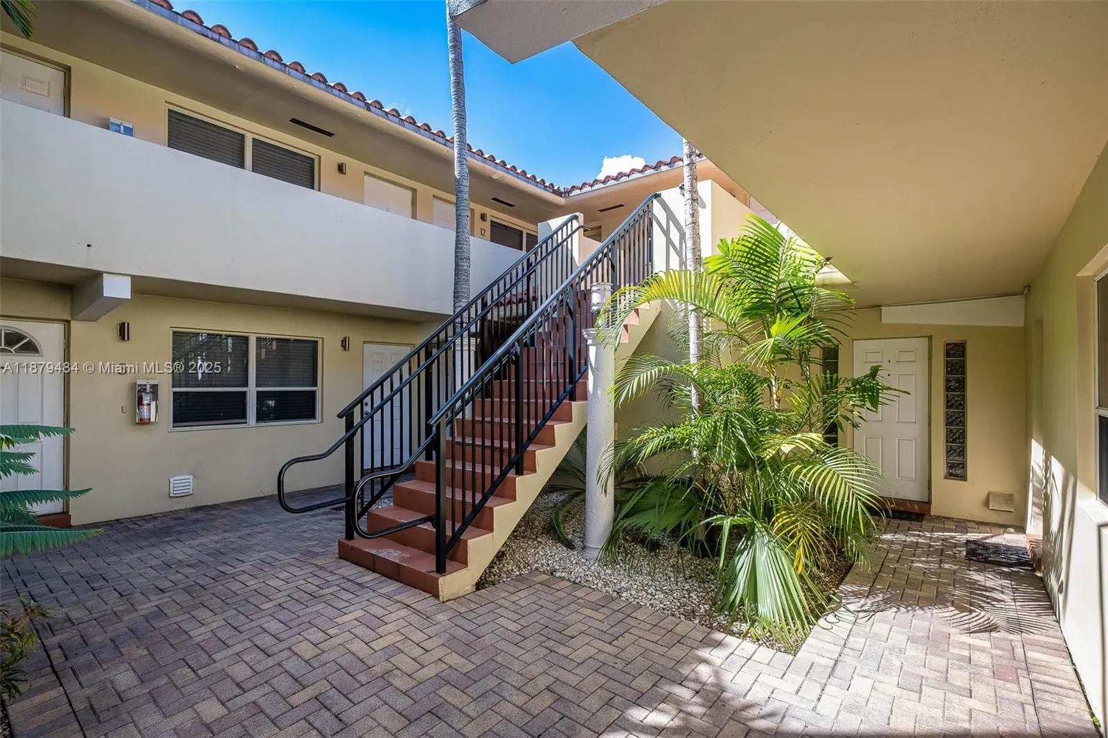 2025 Miami Rd, #15