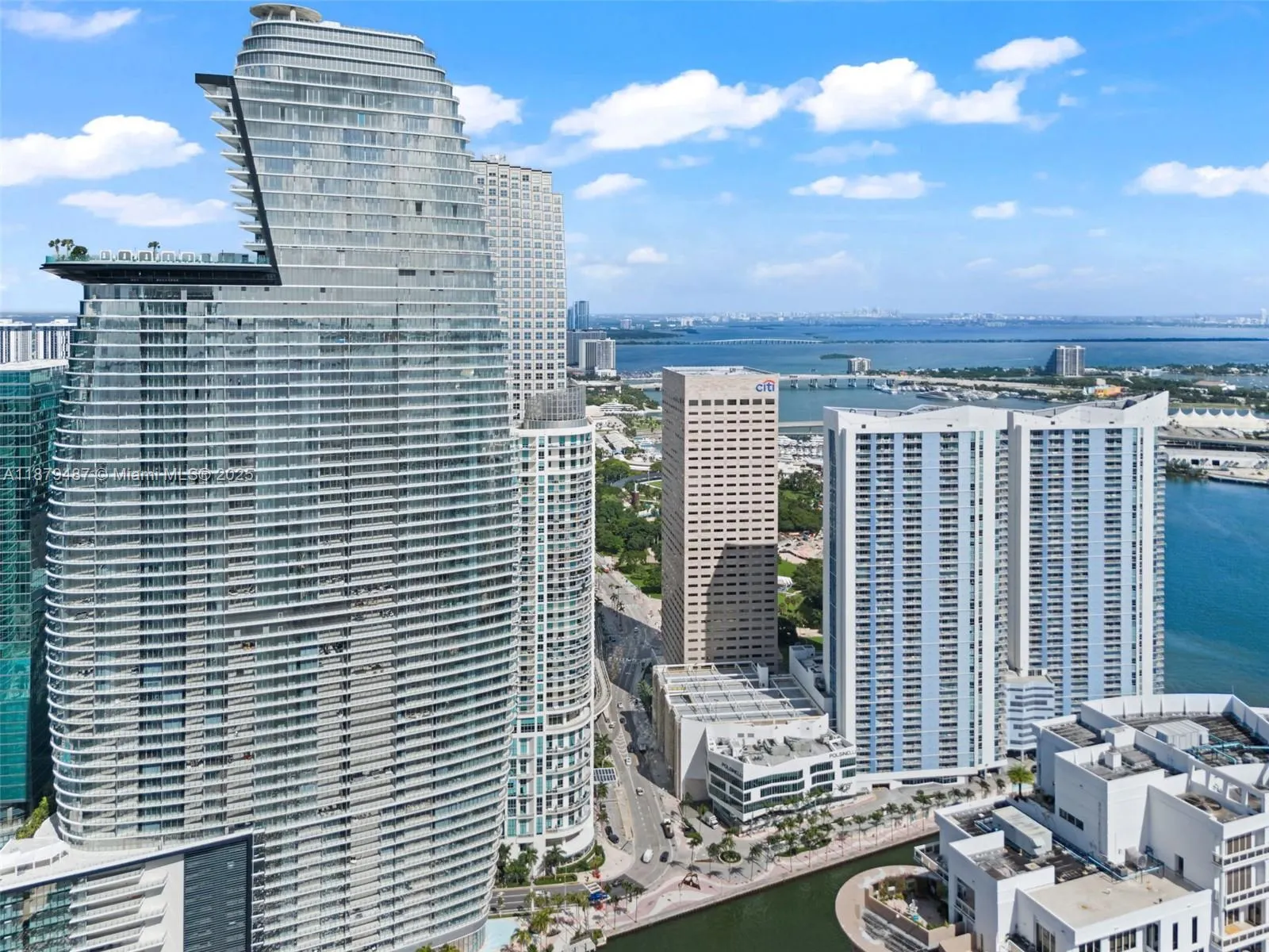 300 Biscayne Blvd Way, #2409