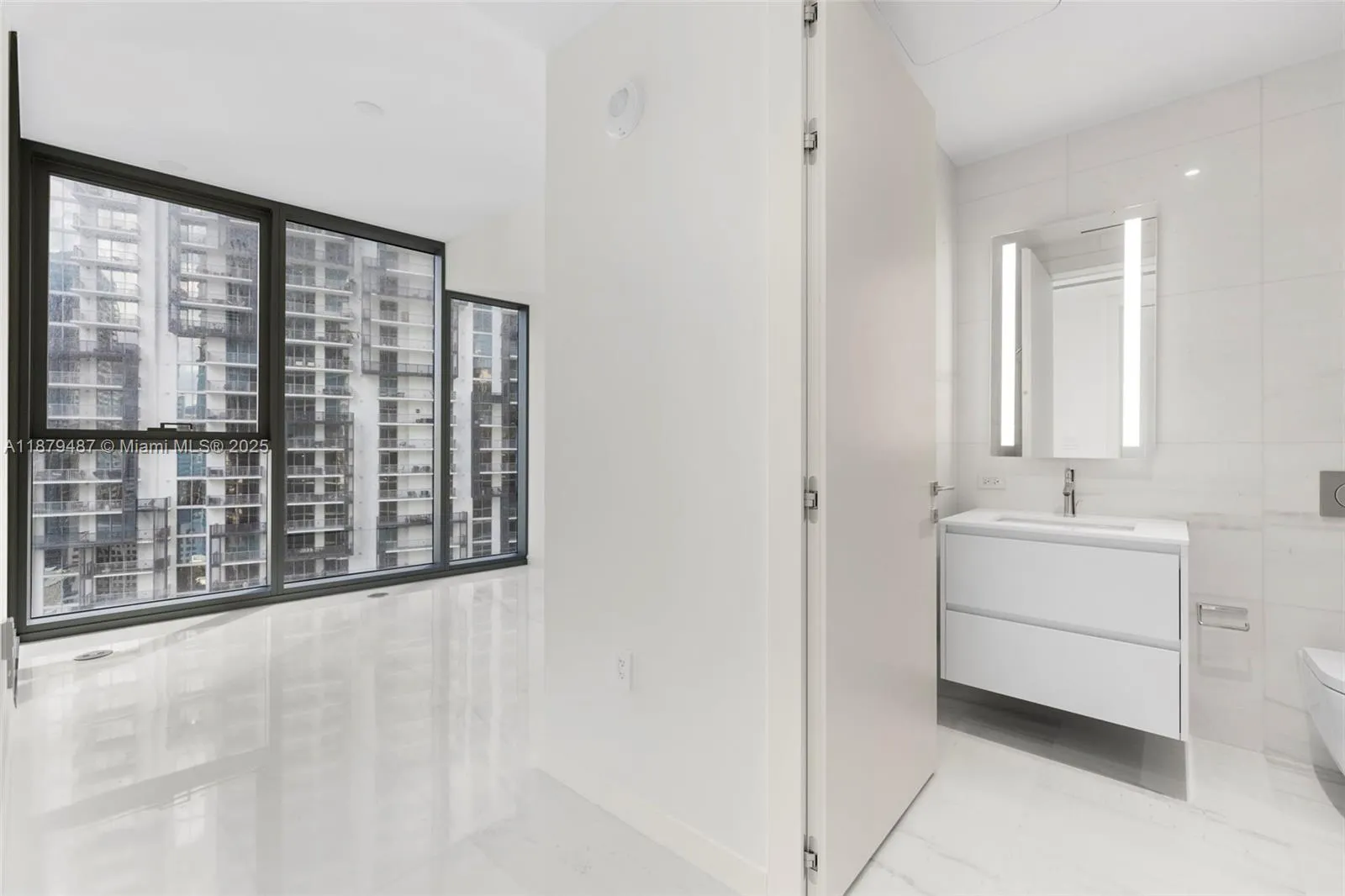 300 Biscayne Blvd Way, #2409