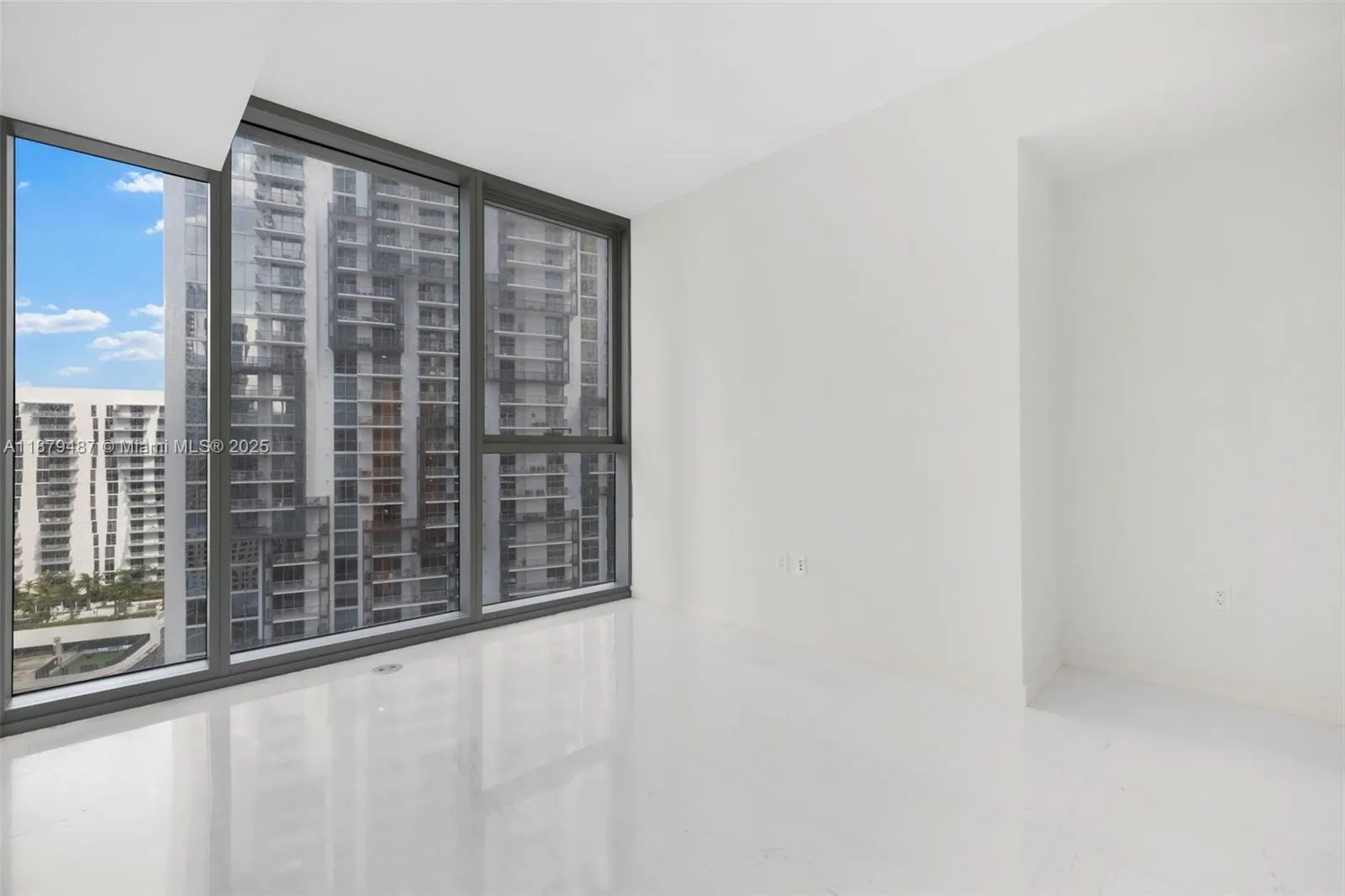300 Biscayne Blvd Way, #2409