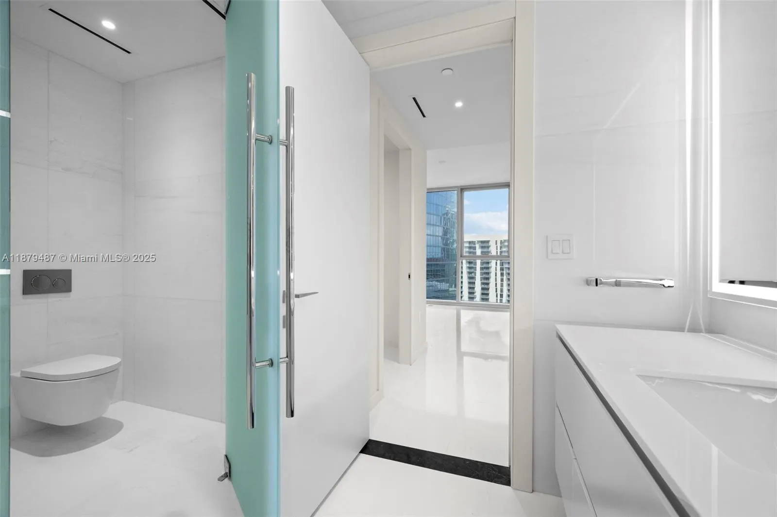 300 Biscayne Blvd Way, #2409
