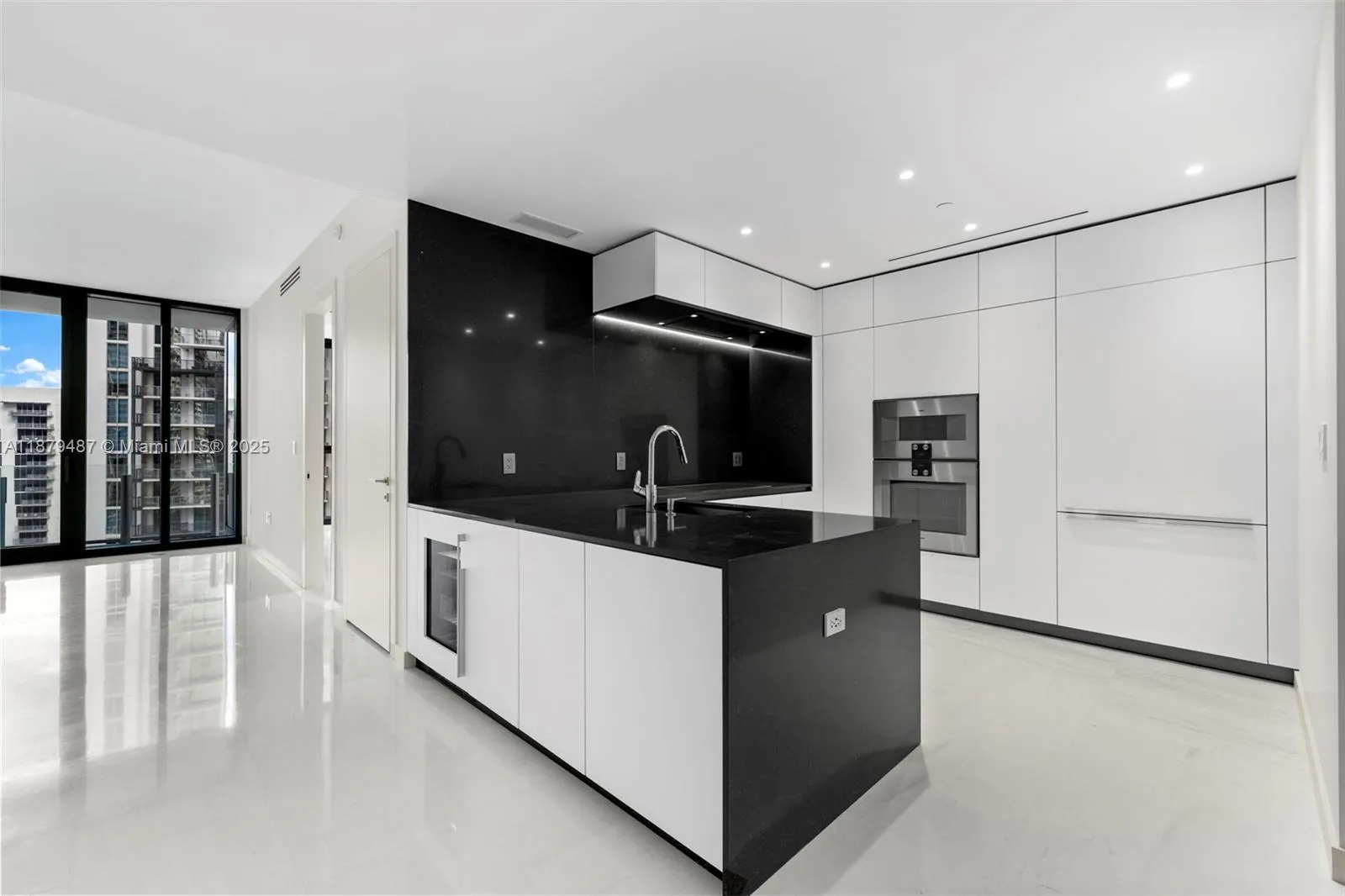 300 Biscayne Blvd Way, #2409