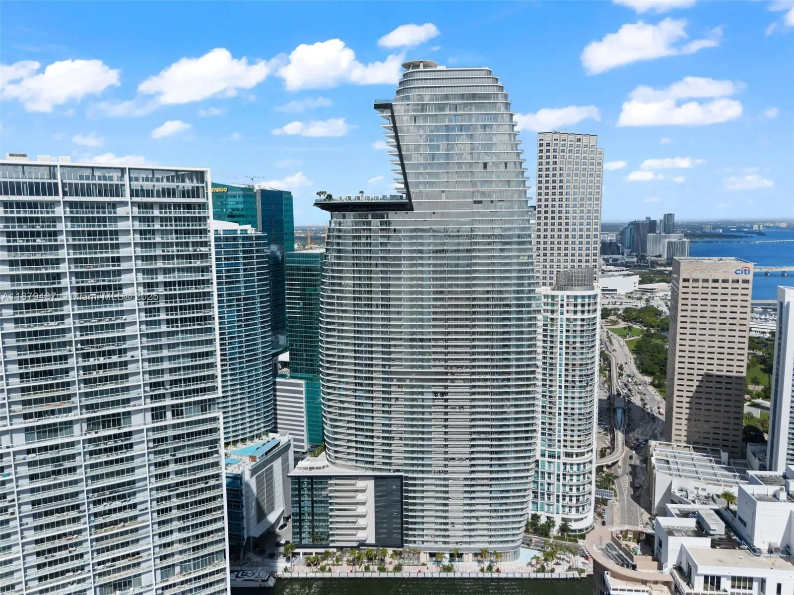 300 Biscayne Blvd Way, #2409