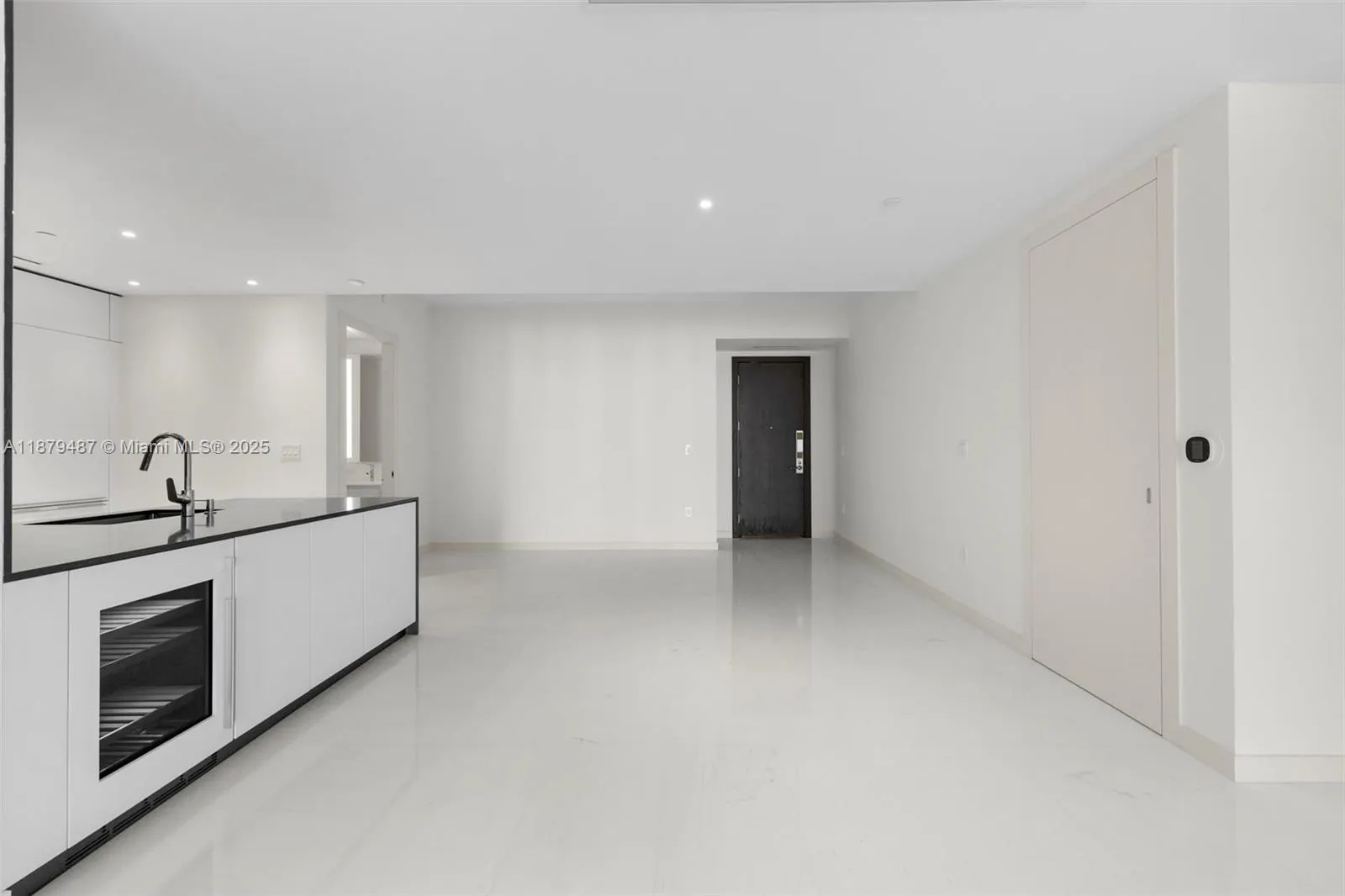 300 Biscayne Blvd Way, #2409