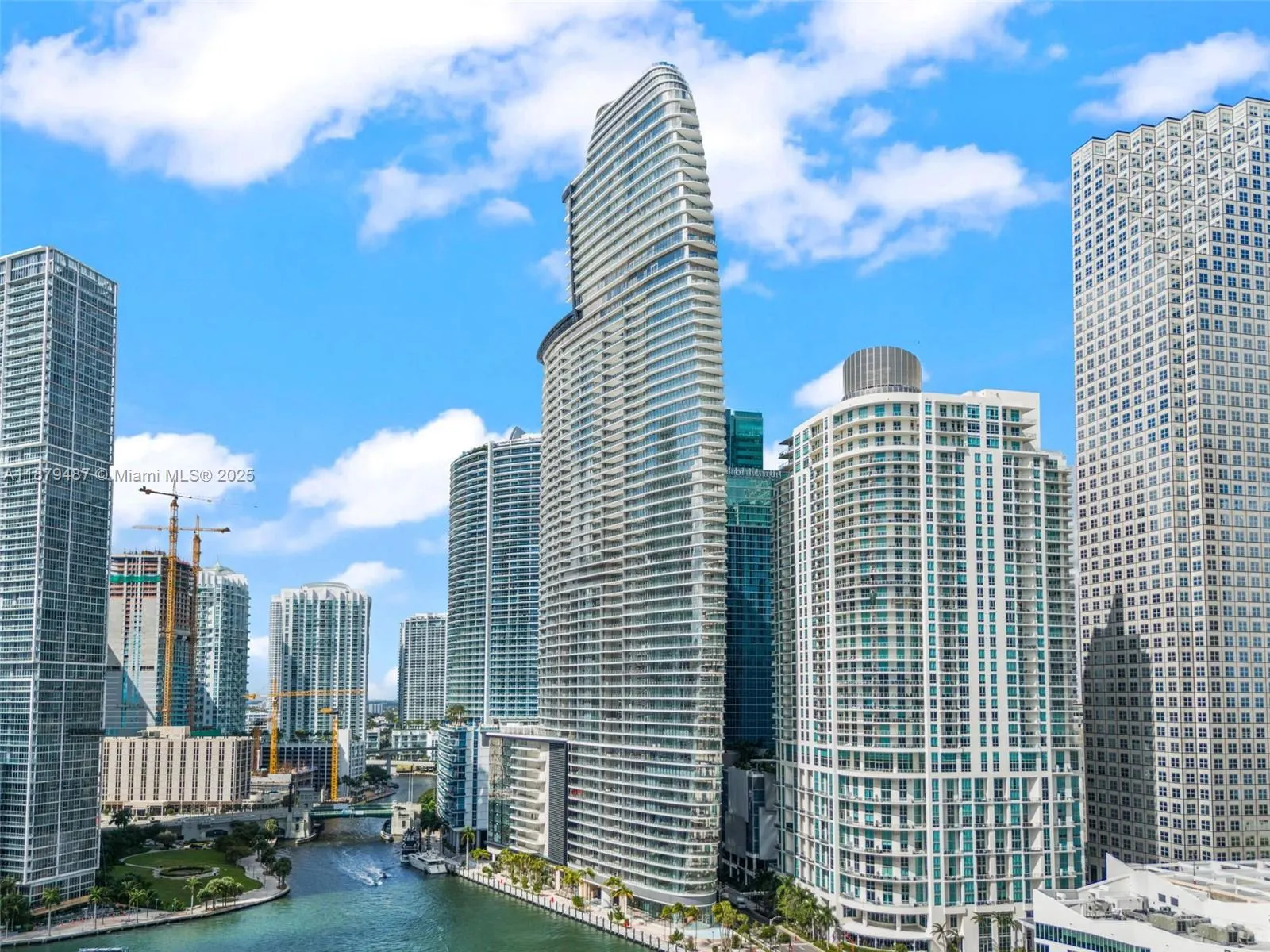 300 Biscayne Blvd Way, #2409
