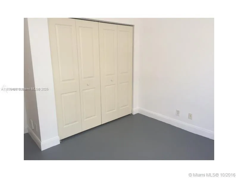 111 E Flagler St, #1003