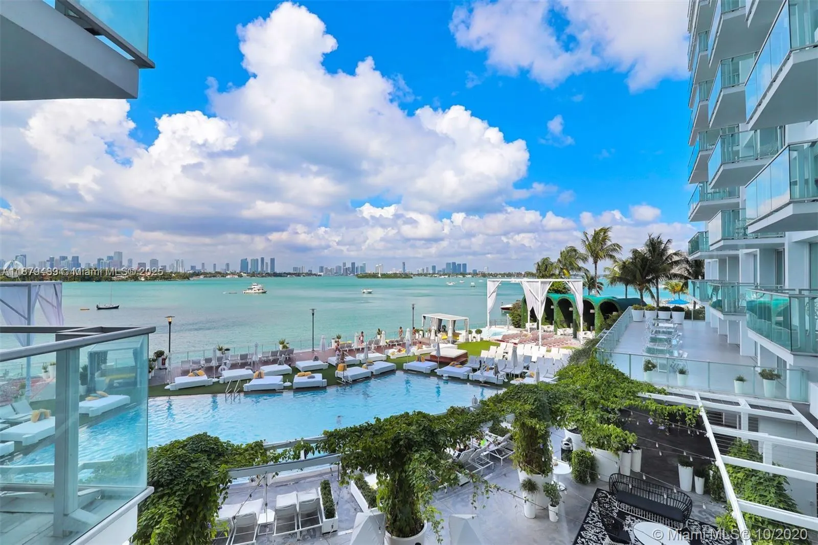 1100 West Ave, #1510