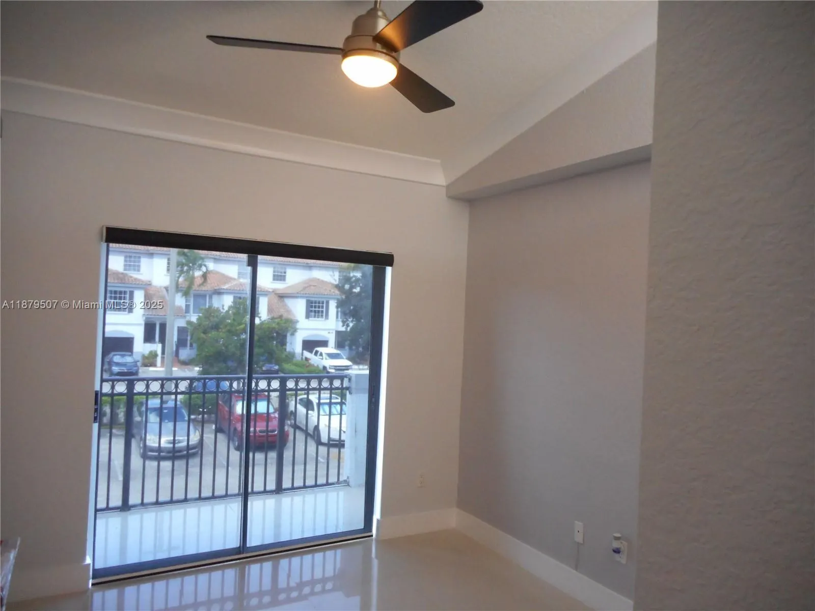 761 SW 148th Ave, #903