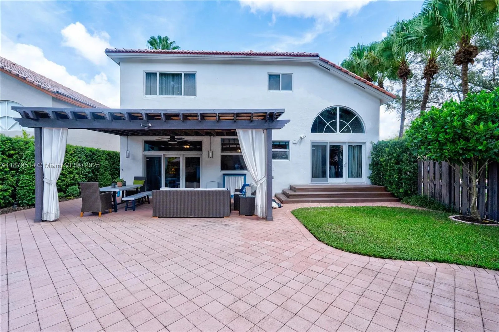 10934 NW 59th St