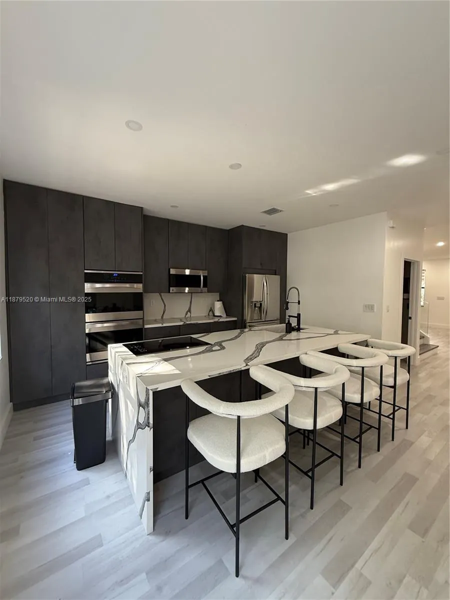 10409 W 32nd Ln, #10409