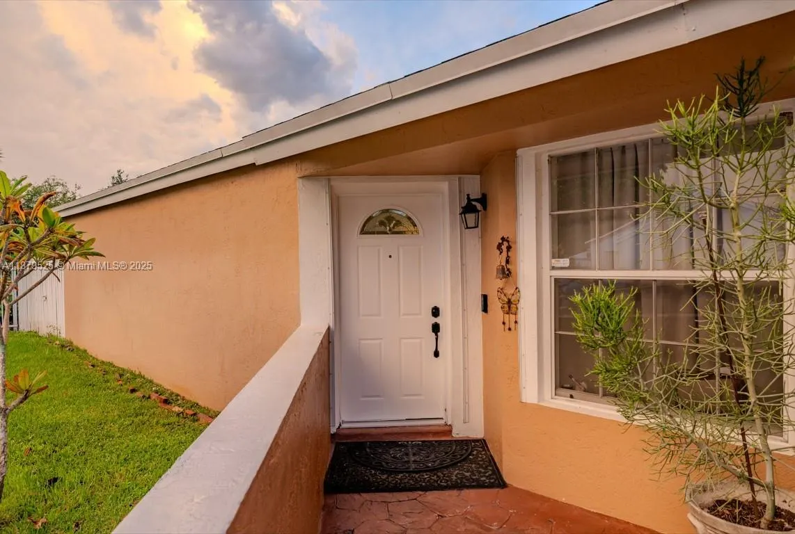 14950 SW 75th Ter