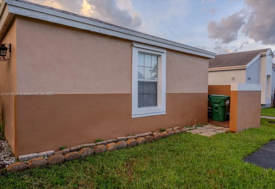 14950 SW 75th Ter
