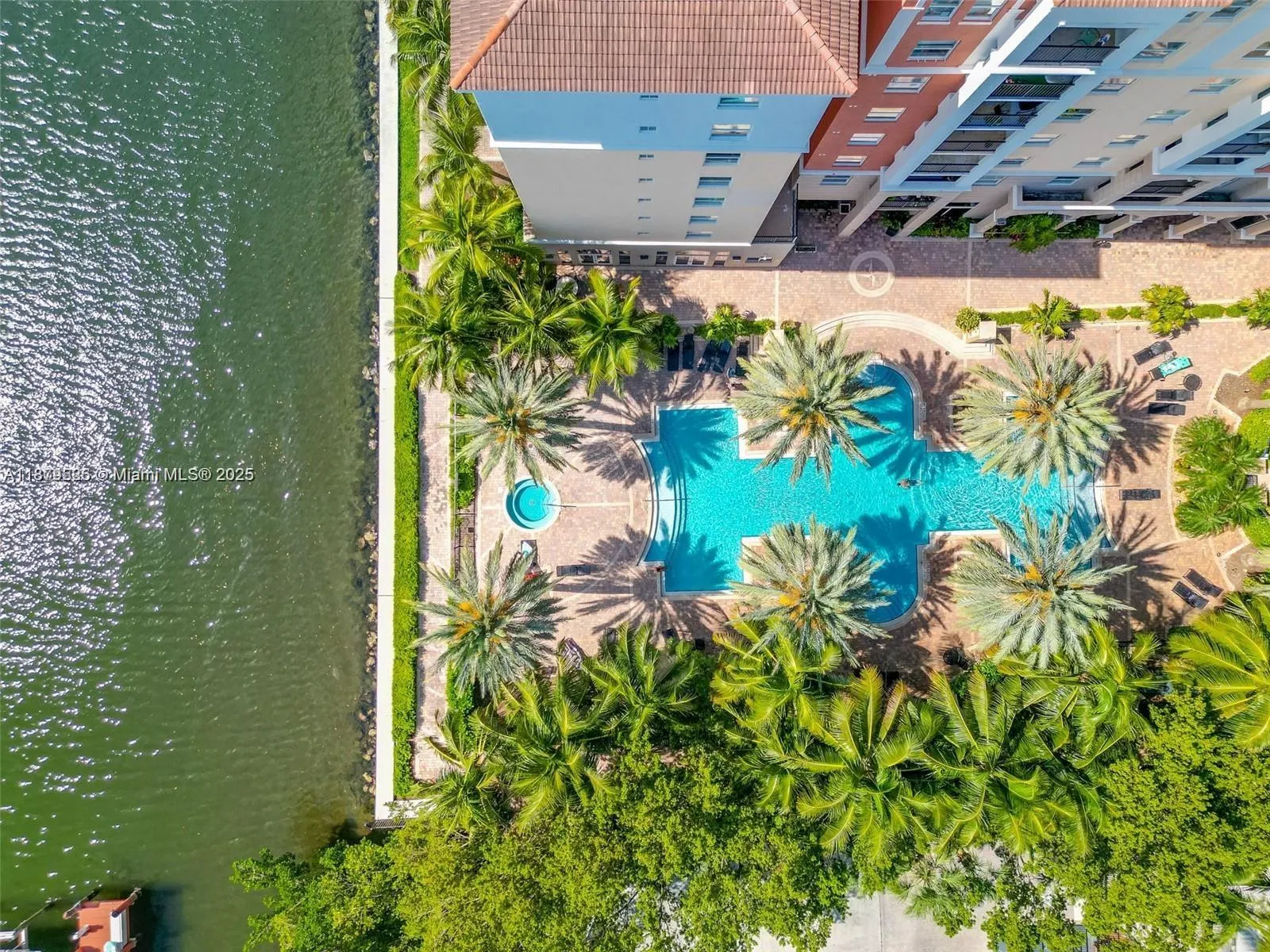 17150 N BAY RD, #2220