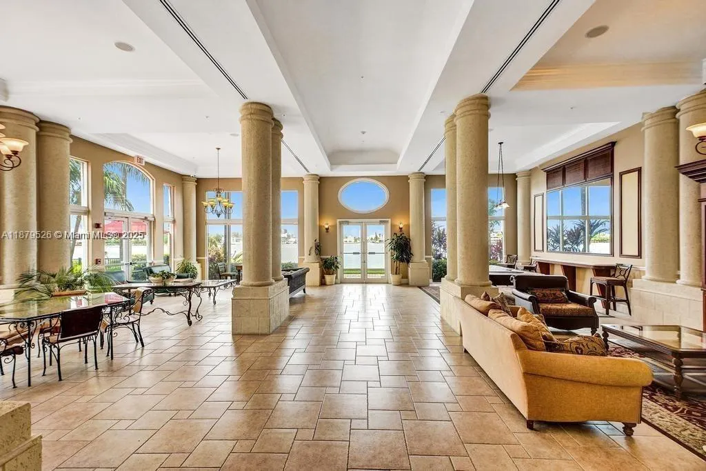 17150 N BAY RD, #2220