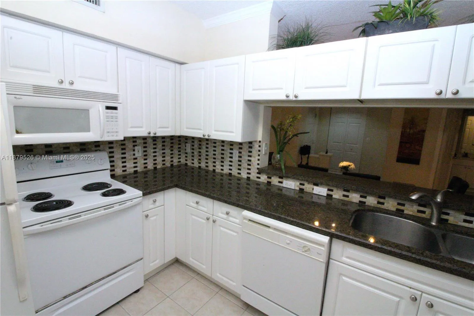17150 N BAY RD, #2220